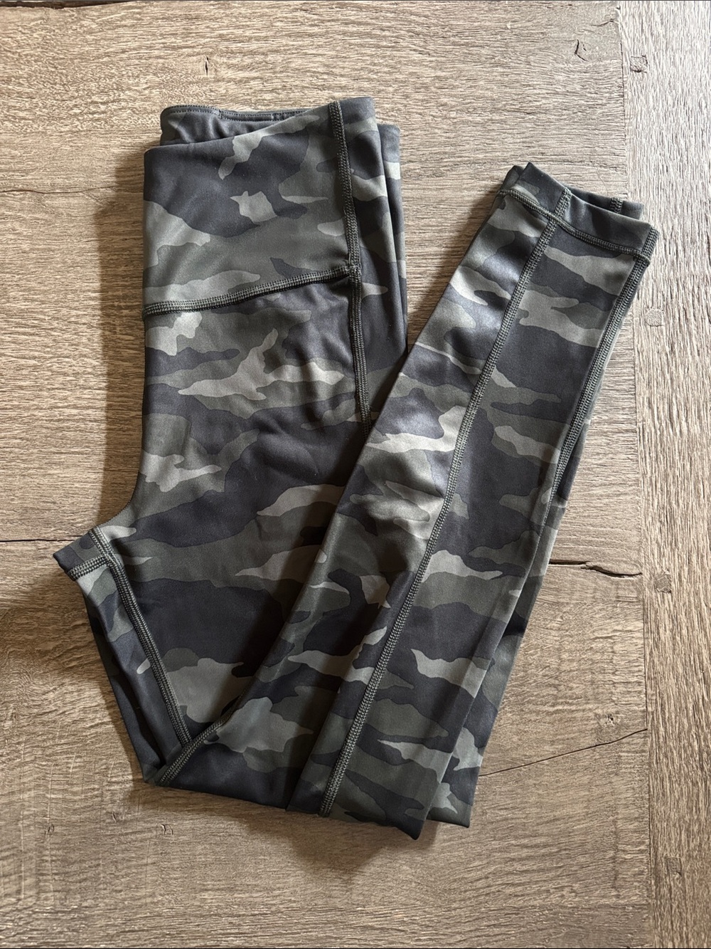 Athleta Green Camo Leggings